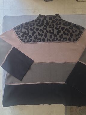 Investments Leopard Yoke Colorblock Turtleneck Sweater - Brown/Black/Olive